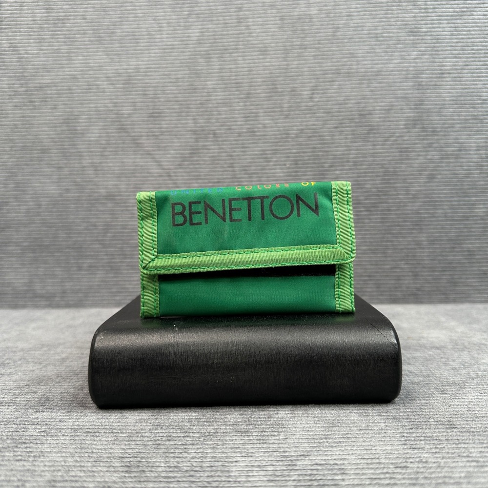 United Colors of Benetton Vintage Trifold Nylon Wallet Green Hook Loop 90s UCB